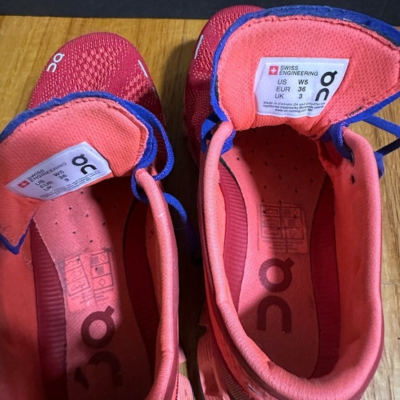 On Cloud Womens Cloud X Running Shoes Red/Flash Blue Women’s Size 5 Active - Picture 7 of 12